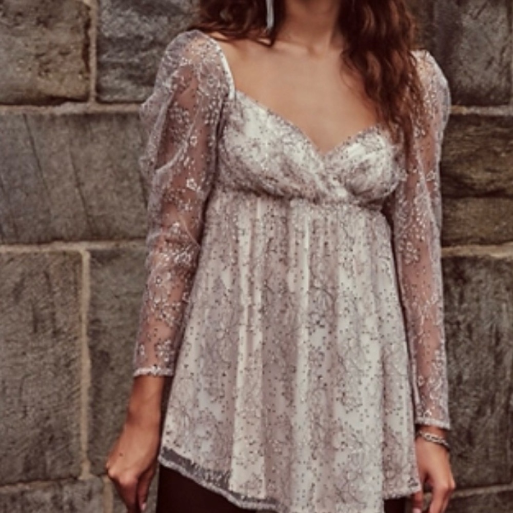 Free People Heavenly Lace Tunic in Champagne Toast Size Medium Cream Sheer - Picture 2 of 8